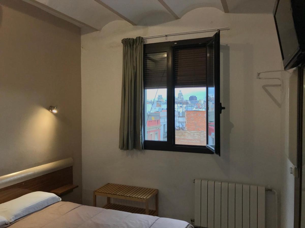 Radio Guest house